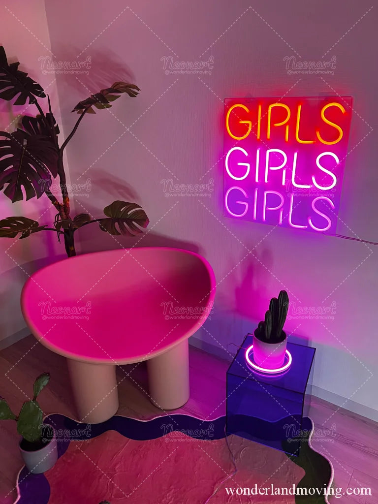 Girls/Girls/Girls