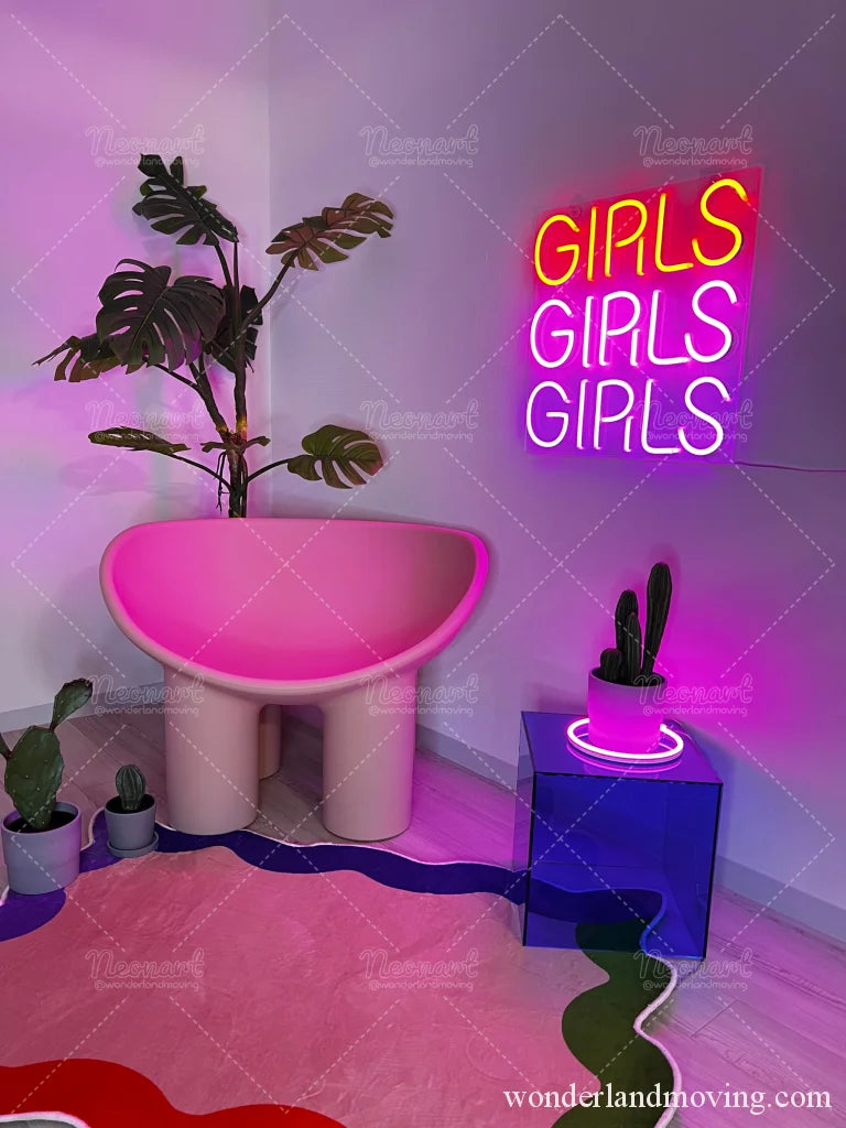 Girls/Girls/Girls