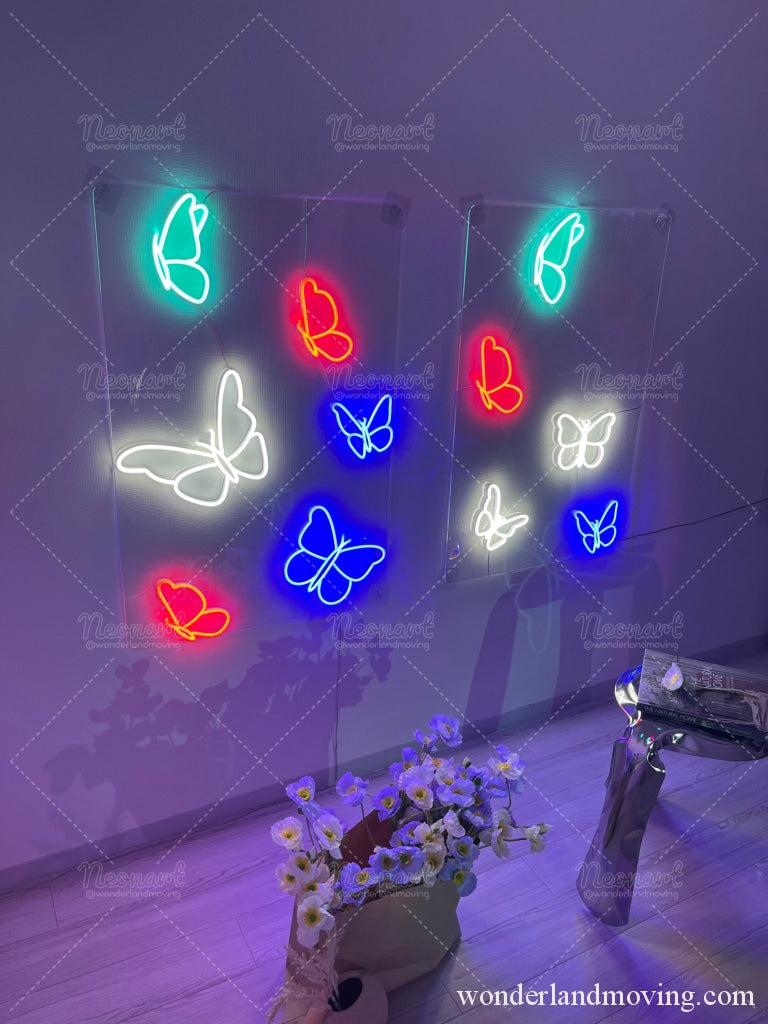 ✦ファンシー 蝶々ネオン看板