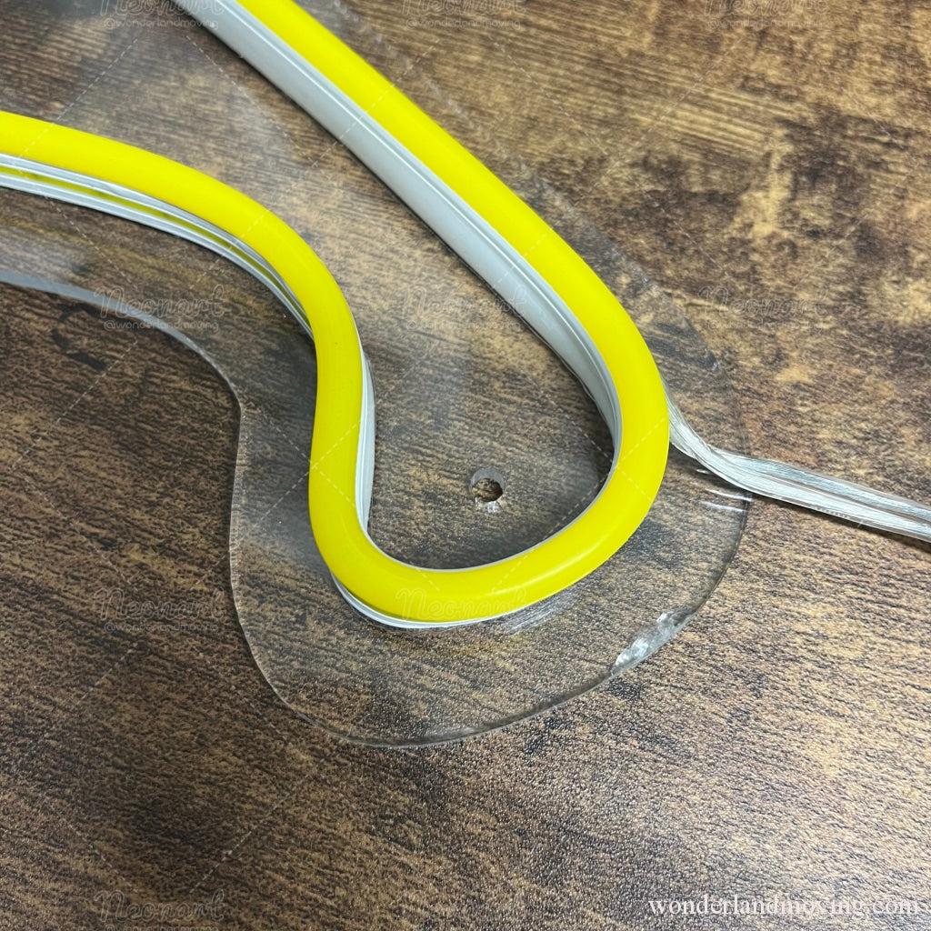 ✦ ねこのルナちゃん ネオン看板